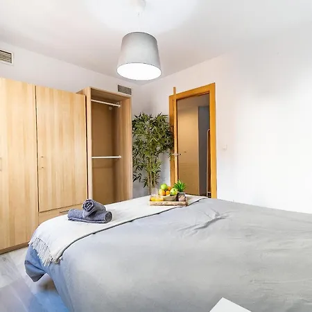 Apartment Premium Penthouse With Roof Terrace And Parking In Carlos Haya Malaga