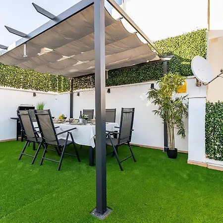 Premium Penthouse With Roof Terrace And Parking In Carlos Haya *